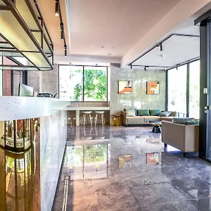 4* Hotel Aurea Kings Park