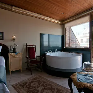 https://blue-tuana-suite.istanbul-turkeyhotels.com